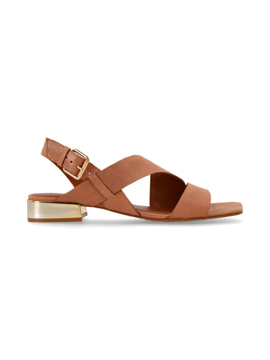 Sandalia New Tess Cognac Glow