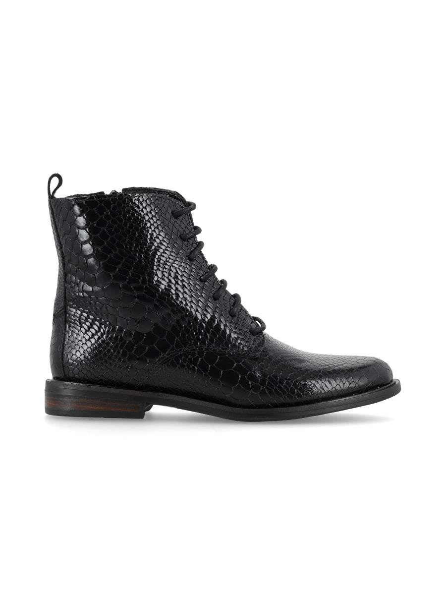 Botin Terra Negro Croco Charol